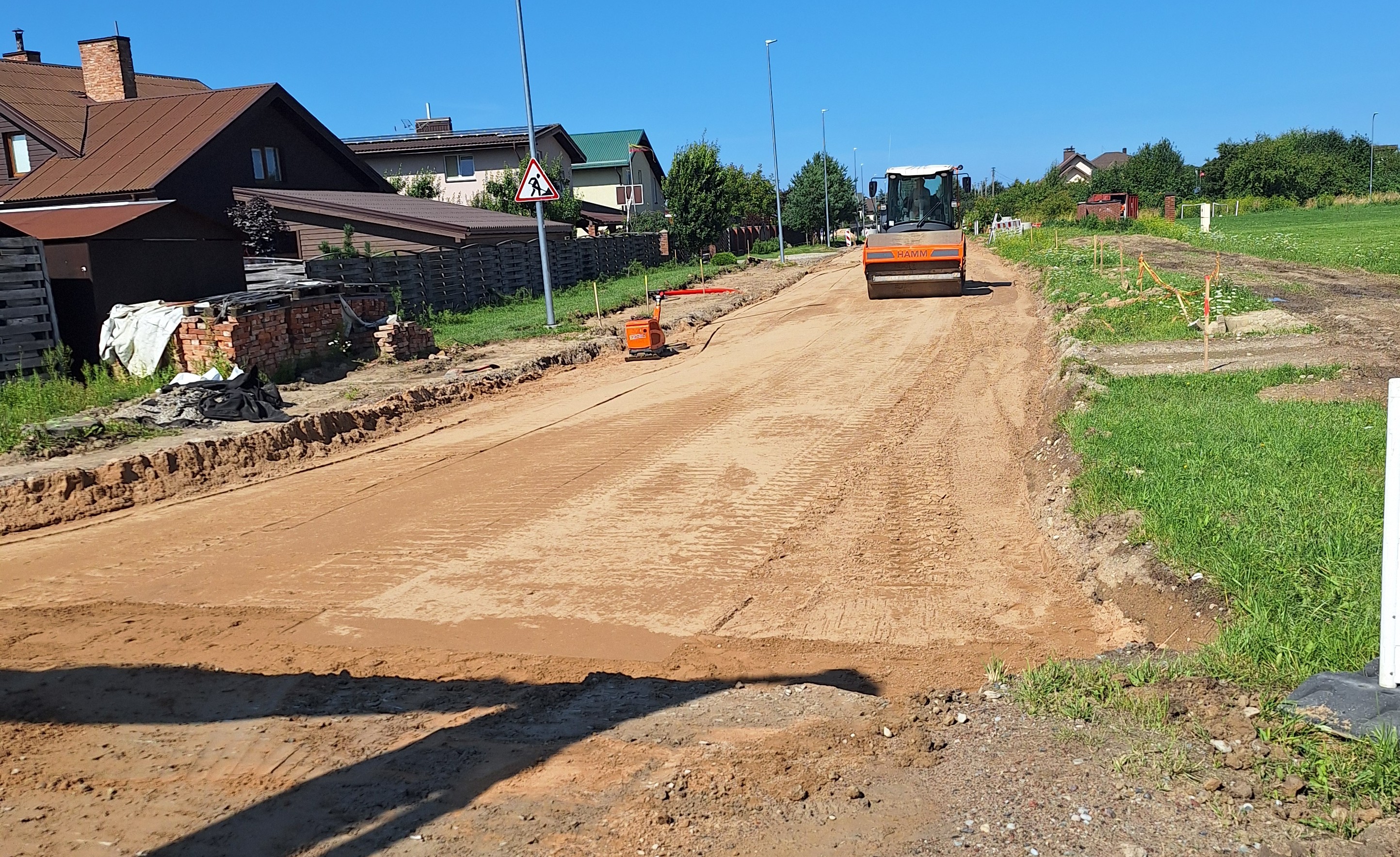 Tvarkoma Kretingos miesto Dvaro gatvė Tvarkoma Kretingos miesto Dvaro gatvė
