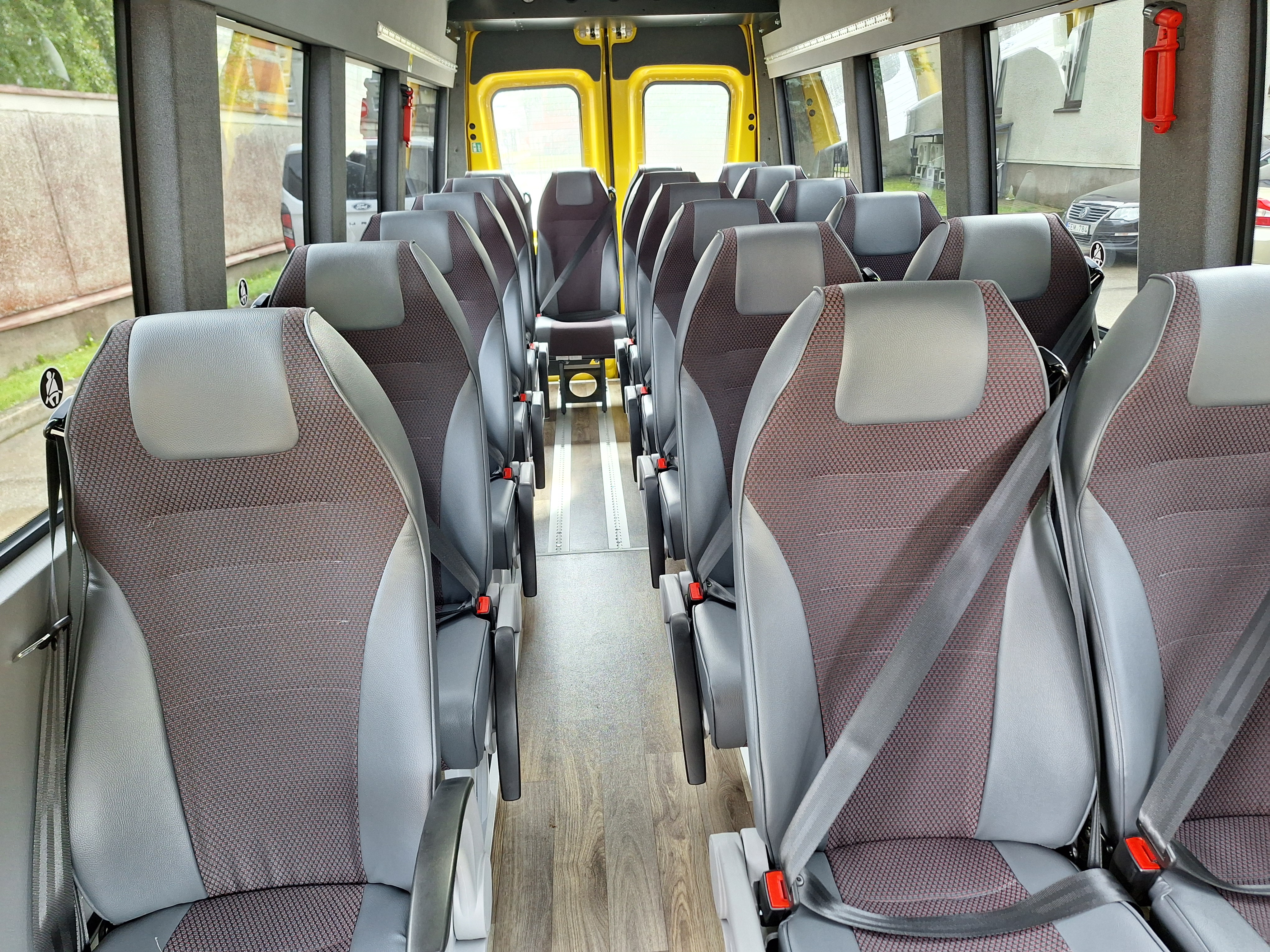 Kretingos M. Daujoto progimnazijai – naujas mokyklinis mikroautobusas Kretingos M. Daujoto progimnazijai – naujas mokyklinis mikroautobusas