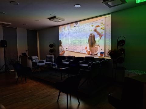 Pristatyti „Tūkstantmečio mokyklos“ programos pasiekimai: modernios laboratorijos ir ugdymo centrai