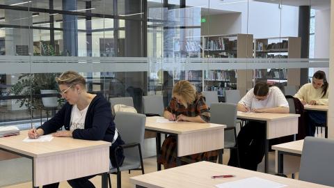 Lietuvių kalbos mylėtojus vėl sukvietė Nacionalinis diktantas