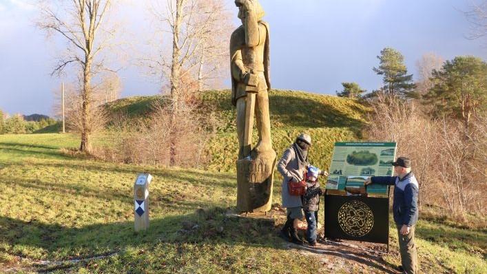 Generolo V. Nagiaus-Nagevičiaus tyrimai įprasminti naujame piliakalnio stende 