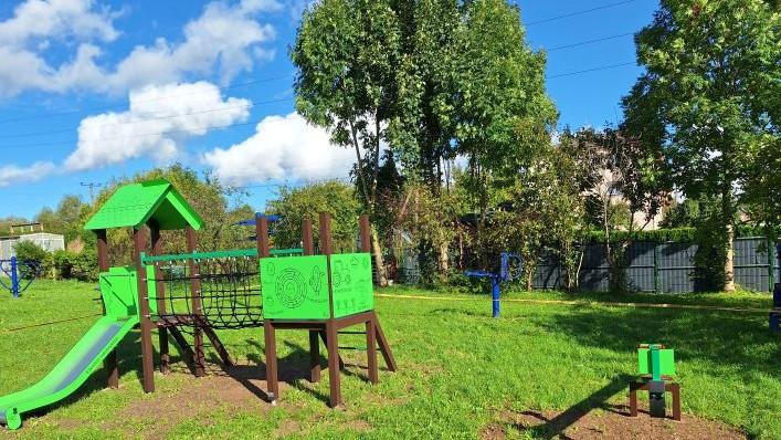 Kretingoje atnaujinamos vaikų žaidimo aikštelės