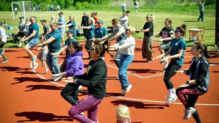 Kretingos rajono sporto šventėje netrūko geros nuotaikos, azarto ir pergalių