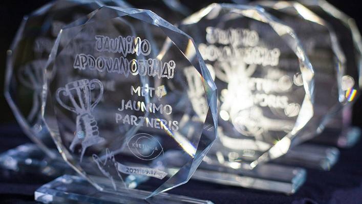 Balsuokite už nominantus Kretingos rajono jaunimo apdovanojimams gauti
