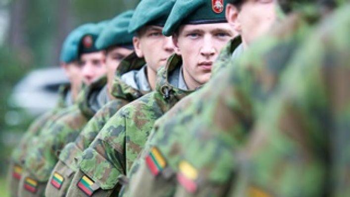 Kretingos rajono miškuose – karių naktinis orientacinis žygis